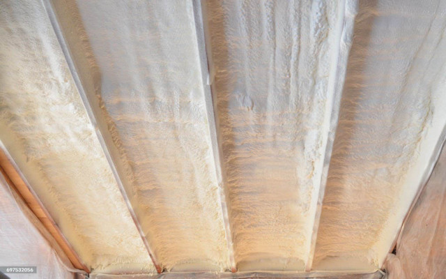 PUR stříkaná pěna - Třinec